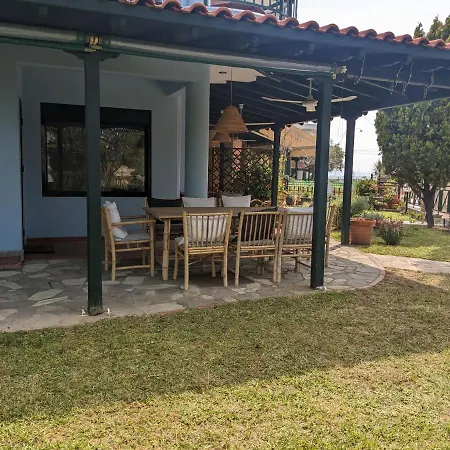 Holiday home Blue House 30m From The With Sea View Nikiti (Sithonia)