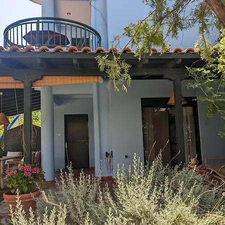Blue House 30m From The With Sea View *