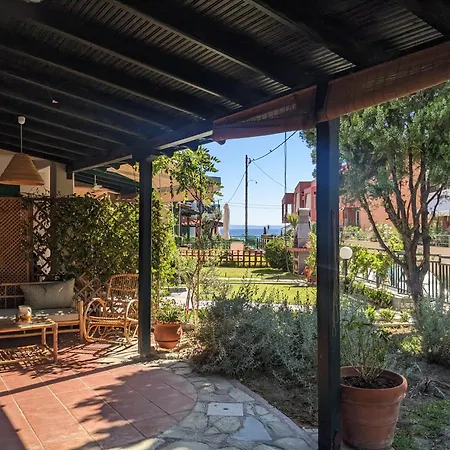 Blue House 30m From The With Sea View * Nikiti (Sithonia)