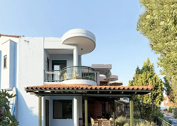 Blue House 30m From The With Sea View *
